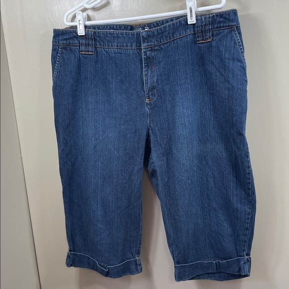 Izod Women's Stretch Denim Shorts - Picture 1 of 11